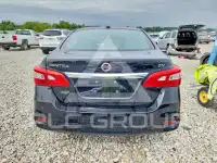 2017 Nissan SENTRA фото