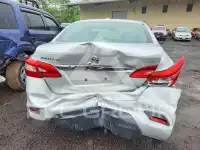 2017 Nissan SENTRA фото