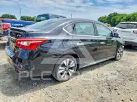 2017 Nissan SENTRA фото