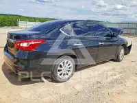2017 Nissan SENTRA фото