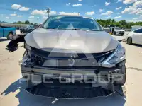2017 Nissan SENTRA фото