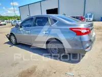 2017 Nissan SENTRA фото