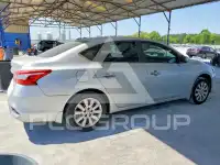 2017 Nissan SENTRA фото