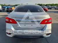 2017 Nissan SENTRA фото