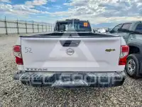 2017 Nissan TITAN photo