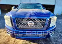 2017 Nissan TITAN фото