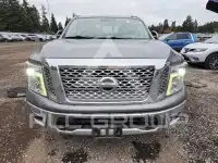 2017 Nissan TITAN фото