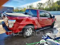 2017 Nissan TITAN фото