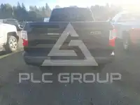 2017 Nissan TITAN фото