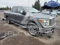 2017 Nissan TITAN фото