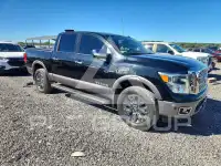 2017 Nissan TITAN фото