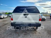 2017 Nissan TITAN фото