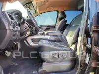 2017 Nissan TITAN фото