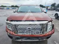 2017 Nissan TITAN фото