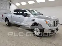 2017 Nissan TITAN фото