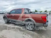 2017 Nissan TITAN фото