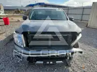 2017 Nissan TITAN фото