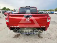 2017 Nissan TITAN photo