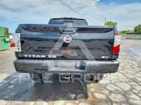 2017 Nissan TITAN фото