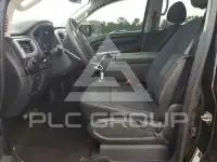2017 Nissan TITAN фото