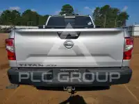 2017 Nissan TITAN photo