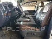 2017 Nissan TITAN фото