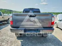 2017 Nissan TITAN фото