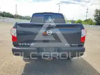 2017 Nissan TITAN фото