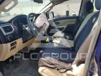 2017 Nissan TITAN фото