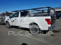 2017 Nissan TITAN фото