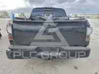 2017 Nissan TITAN фото