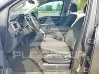 2017 Nissan TITAN фото