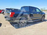 2017 Nissan TITAN фото