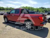 2017 Nissan TITAN фото