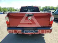 2017 Nissan TITAN фото
