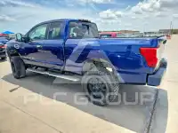 2017 Nissan TITAN фото
