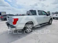 2017 Nissan TITAN фото