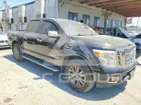 2017 Nissan TITAN фото