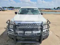 2017 Nissan TITAN фото