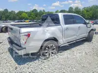 2017 Nissan TITAN photo