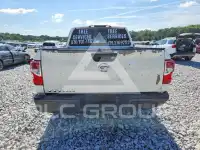 2017 Nissan TITAN фото