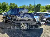 2017 Nissan TITAN фото