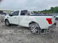 2017 Nissan TITAN фото