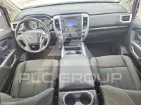 2017 Nissan TITAN фото