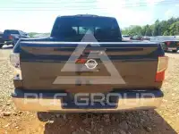 2017 Nissan TITAN фото