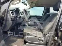 2017 Nissan TITAN фото