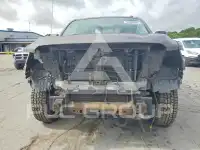 2017 Nissan TITAN фото