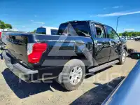 2017 Nissan TITAN фото