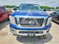 2017 Nissan TITAN фото
