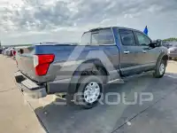 2017 Nissan TITAN фото